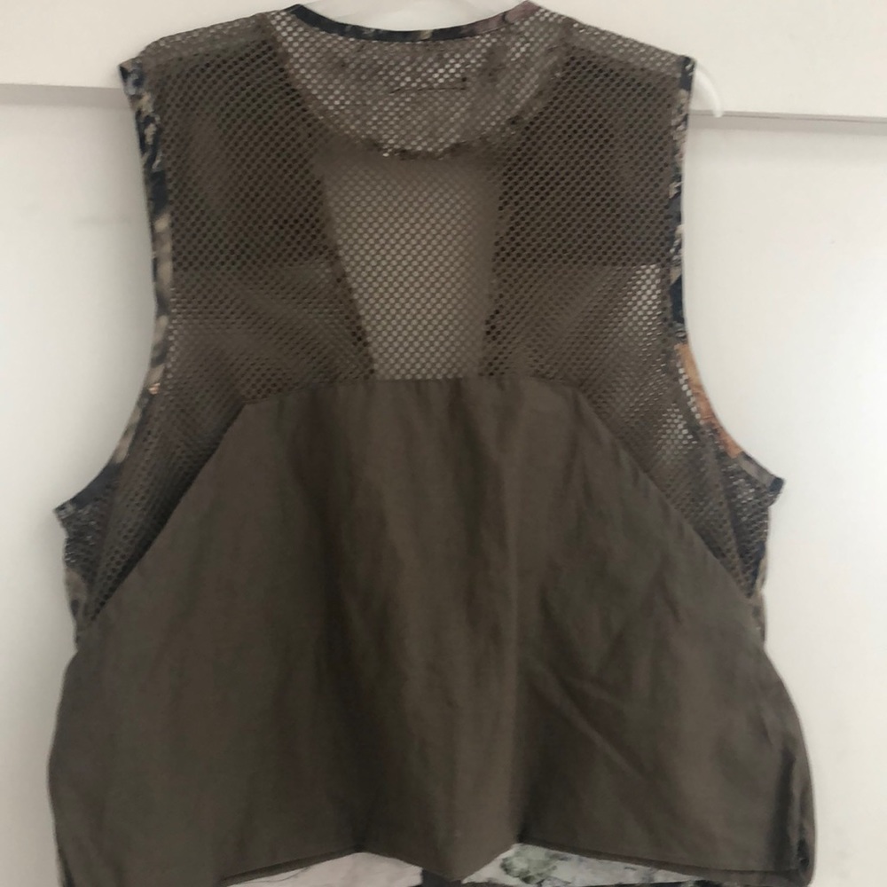 Mossy oak Vest - Picture 2 of 5